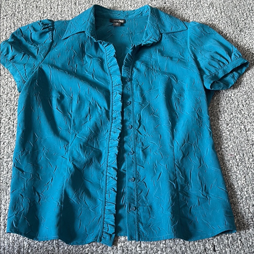 East 5th Blue Short Sleeve Button Down Shirt Ruffle Detail